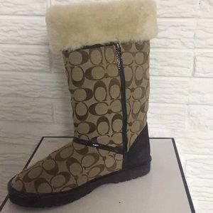 Coach Boots Nikole size 7 new with box